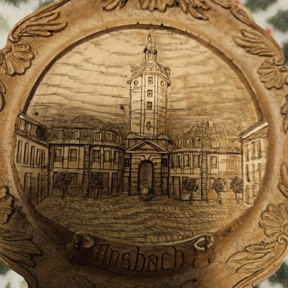 Vintage 3D wooden and resin plate